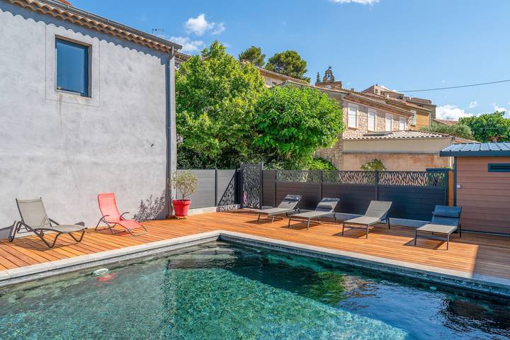 Geheel appartement, Appartement 'Côté Vigne' met Gedeeld Zwembad, Privé Terras en Wifi in Rasteau, Vaucluse