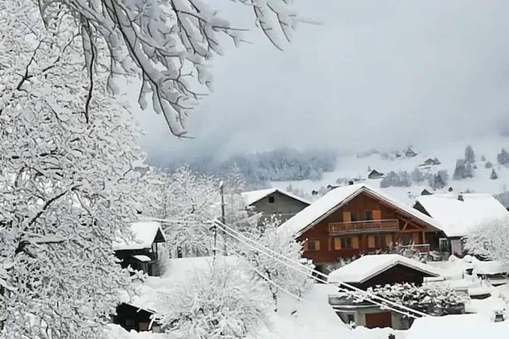Chalet pour 6 personnes, avec jardin, animaux acceptés