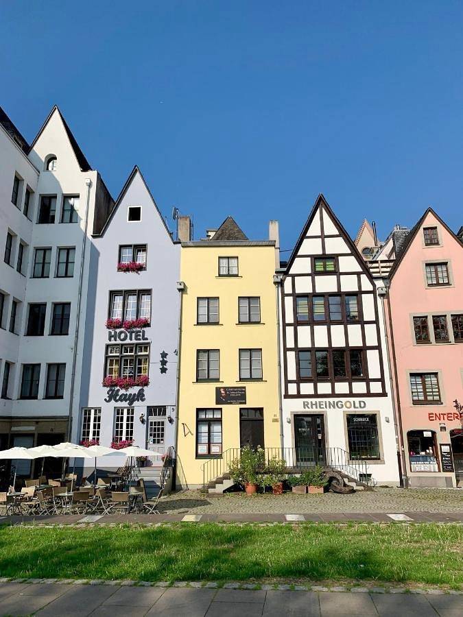 Superior Studio with King Size Bed in Köln, Rheinland