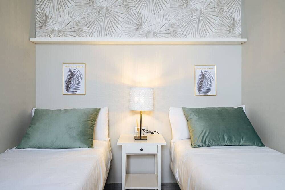 The Secret To A Great Stay in Seville | 1' Giralda in Casco Antiguo, Sevilla