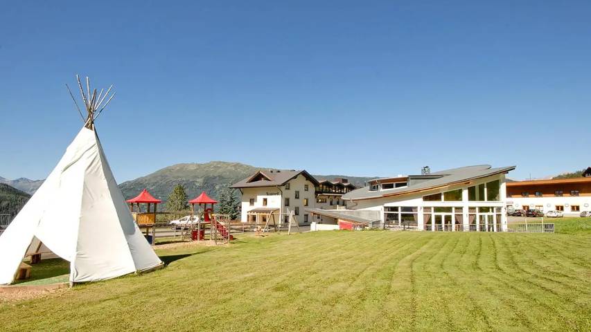 Ferienhaus für 39 Personen, mit Balkon im Pitztal - 2