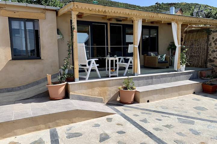 Maison de vacances pour 3 personnes, avec terrasse et jardin, animaux acceptés - 1