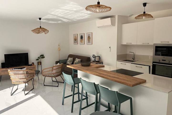 Ferienwohnung für 6 Personen, mit Terrasse und Garten in Bonifacio