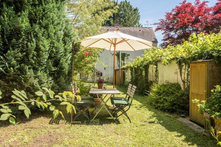 Ferienwohnung für 3 Personen, mit Garten