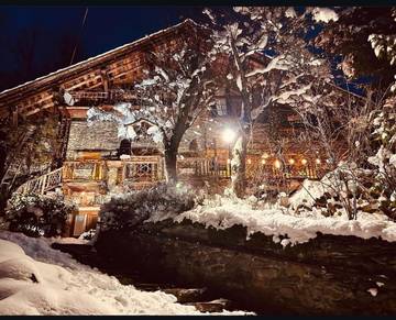 Chambre d’hôte pour 6 personnes, avec jacuzzi ainsi que sauna et jardin en Savoie