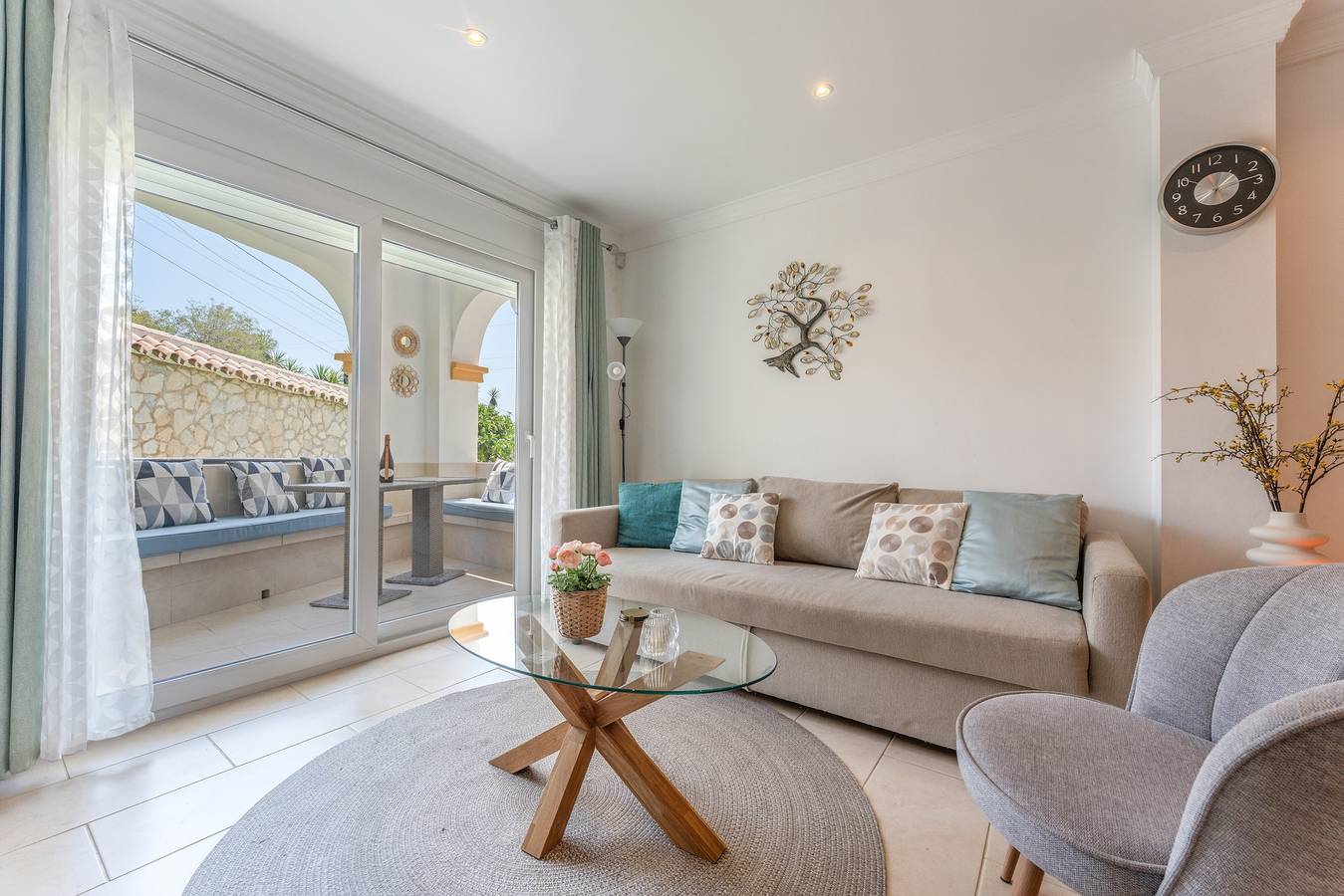 Appartement entier, Appartement Casa Reus avec piscine extérieure et jardin pour 4 personnes in La Capellania, Benalmádena