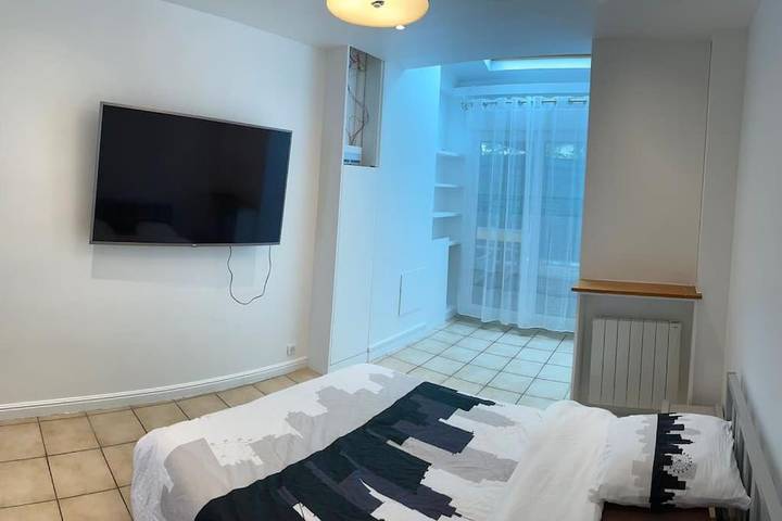 Gîte pour 4 personnes, avec terrasse dans Gare De Gentilly - 2