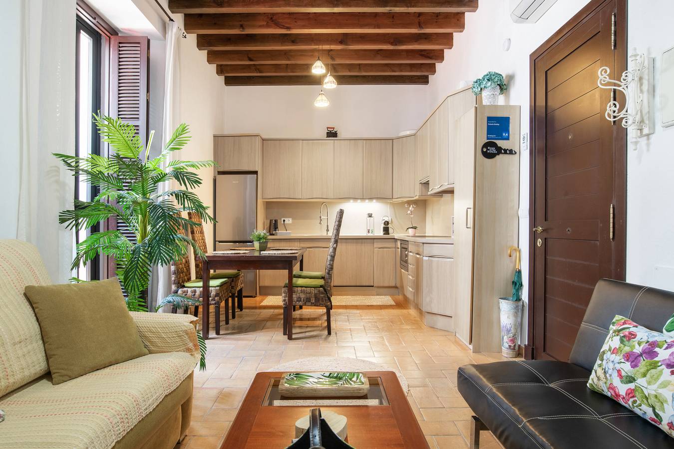 Appartement entier, Appartement 'Godoy' avec balcon, Wi-Fi et climatisation in Sanlúcar de Barrameda, Costa de la Luz