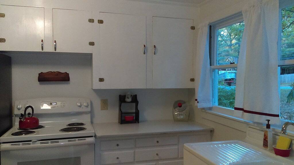 Gehen Sie von diesem renovierten Cottage zum Million Dollar Beach! in Adirondack Mountains