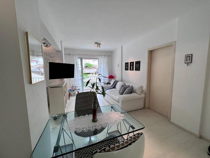 Casas e apartamentos de temporada para 5 pessoas, com vista e piscina e ainda jardim, com animais de estimação em Itacorubi