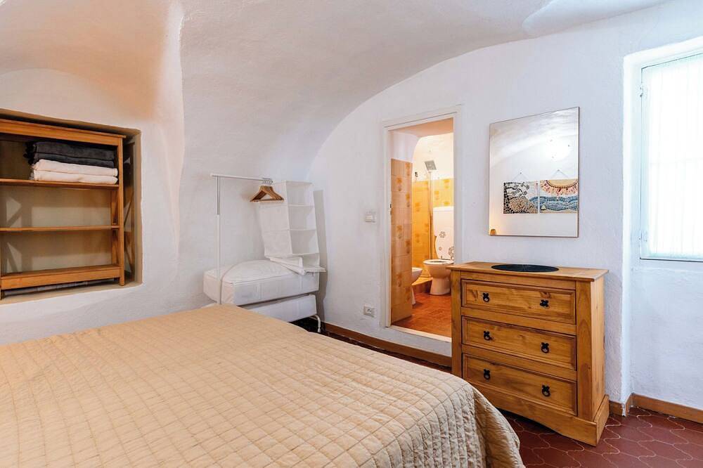 Torri House in Torri (Ventimiglia), Ventimiglia