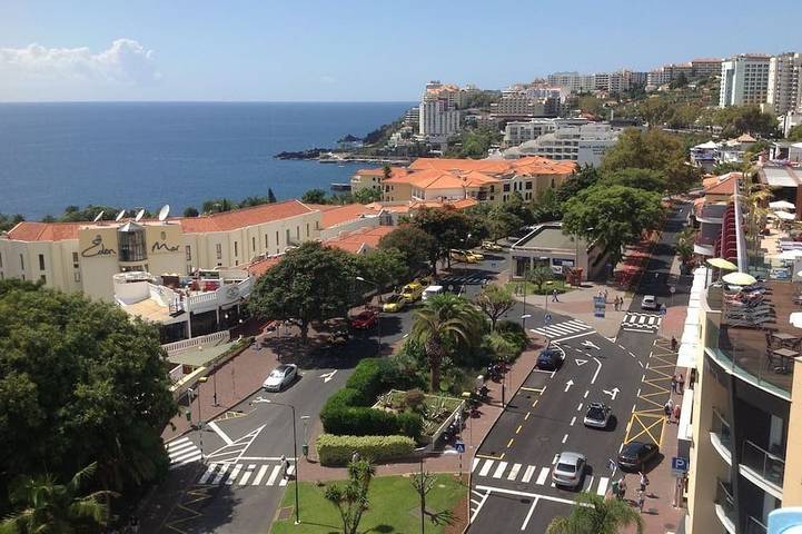 Apartamento de férias para 3 pessoas, com varanda e piscina no Funchal
