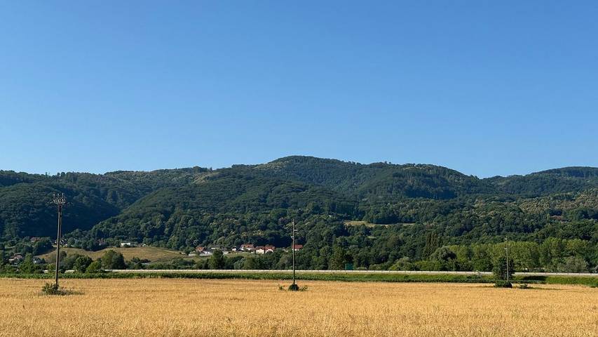 Location de vacances pour 4 personnes, avec terrasse et sauna ainsi que jacuzzi et piscine dans Brežice - 4