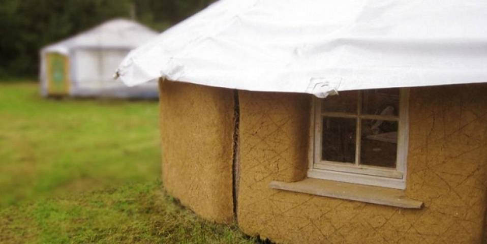 Tente pour 4 personnes, avec terrasse et vue sur le lac ainsi que vue et jardin en Indre-et-Loire - 3