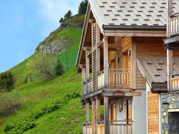 Chalet pour 10 Personnes dans Les Carroz, Grand Massif, Photo 2