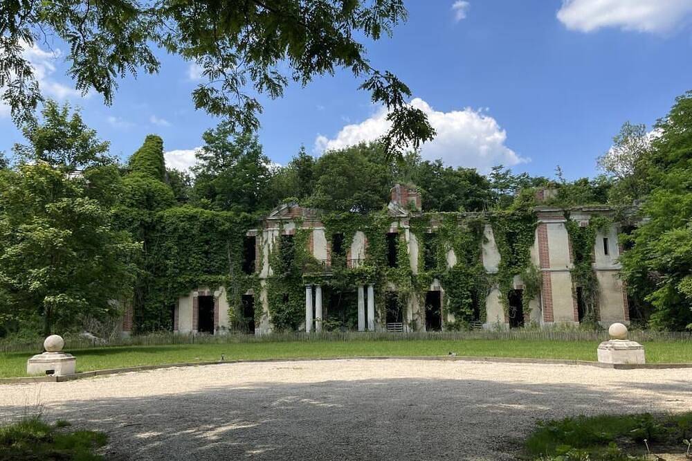 Appartement entier, La Tour du Château - Domainepona in Croissy-Beaubourg, Seine-et-Marne