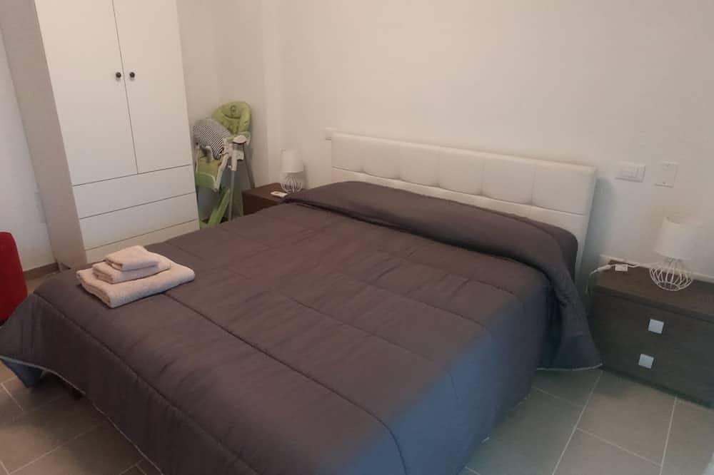 Entire apartment, Relax Holiday Home in Ortona, Ortona (Municipality)