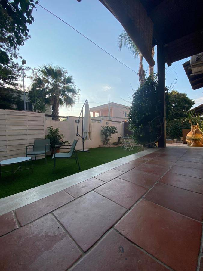 Villa für 8 Personen, mit Garten in Taranto - 3