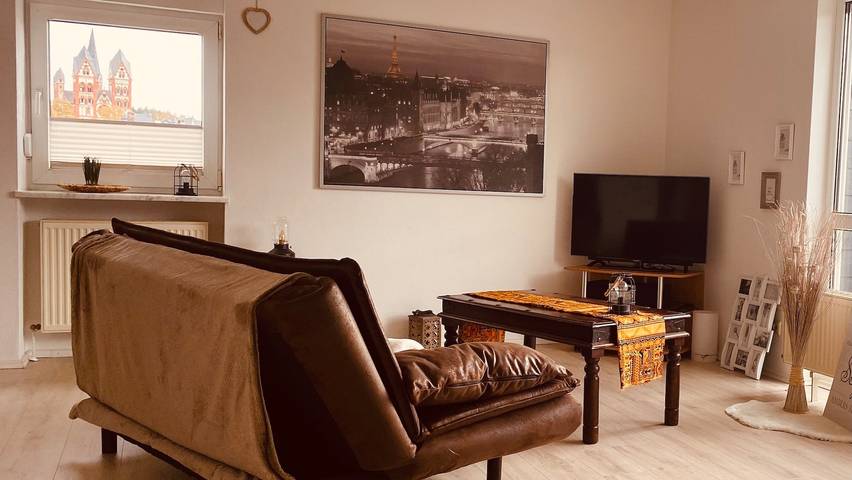 Ferienwohnung für 3 Personen, mit Ausblick und Balkon in Lahntal-Westerwald - 2