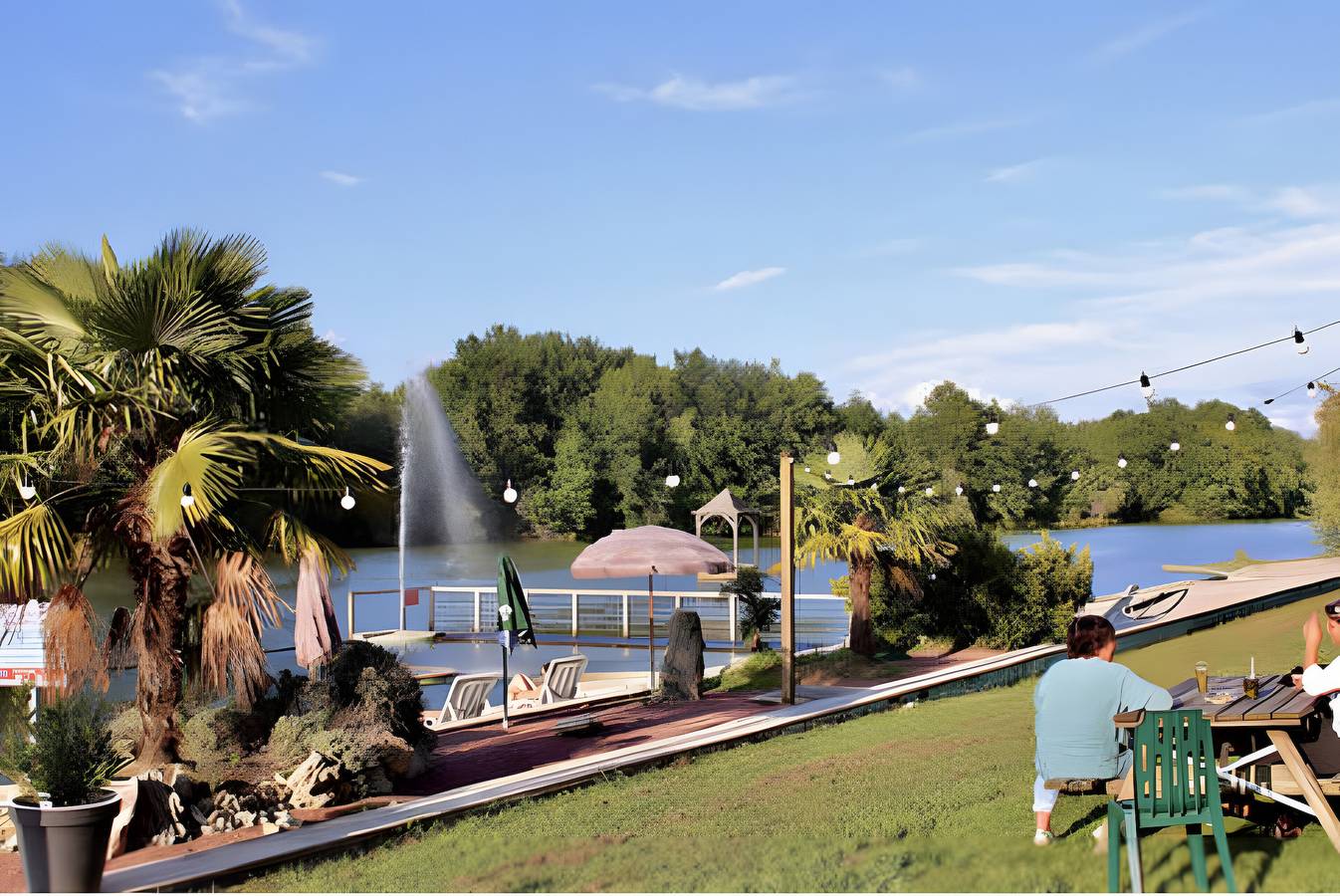 Appartement entier, Chalet 'Campitel 4 Personnes 91' avec terrasse privée, jardin privé et Wi-Fi in Bretagne-d'Armagnac, Gers