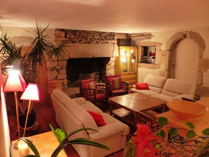 Location de vacances pour 10 personnes, avec Terrasse ainsi que Jardin et Vue à Locmaria-Plouzané - 2