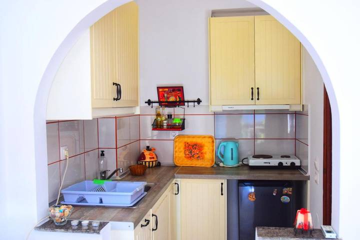 Gîte pour 4 personnes, avec terrasse, animaux acceptés dans Liapádes - 2