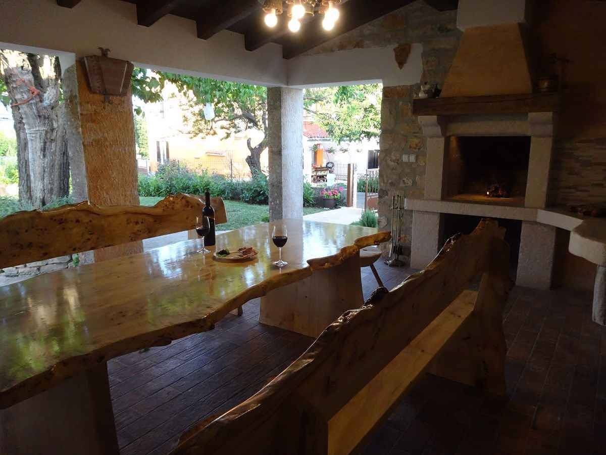 Ferienhaus mit Terrasse und Klimaanlage in Marčana, Südküste Istrien