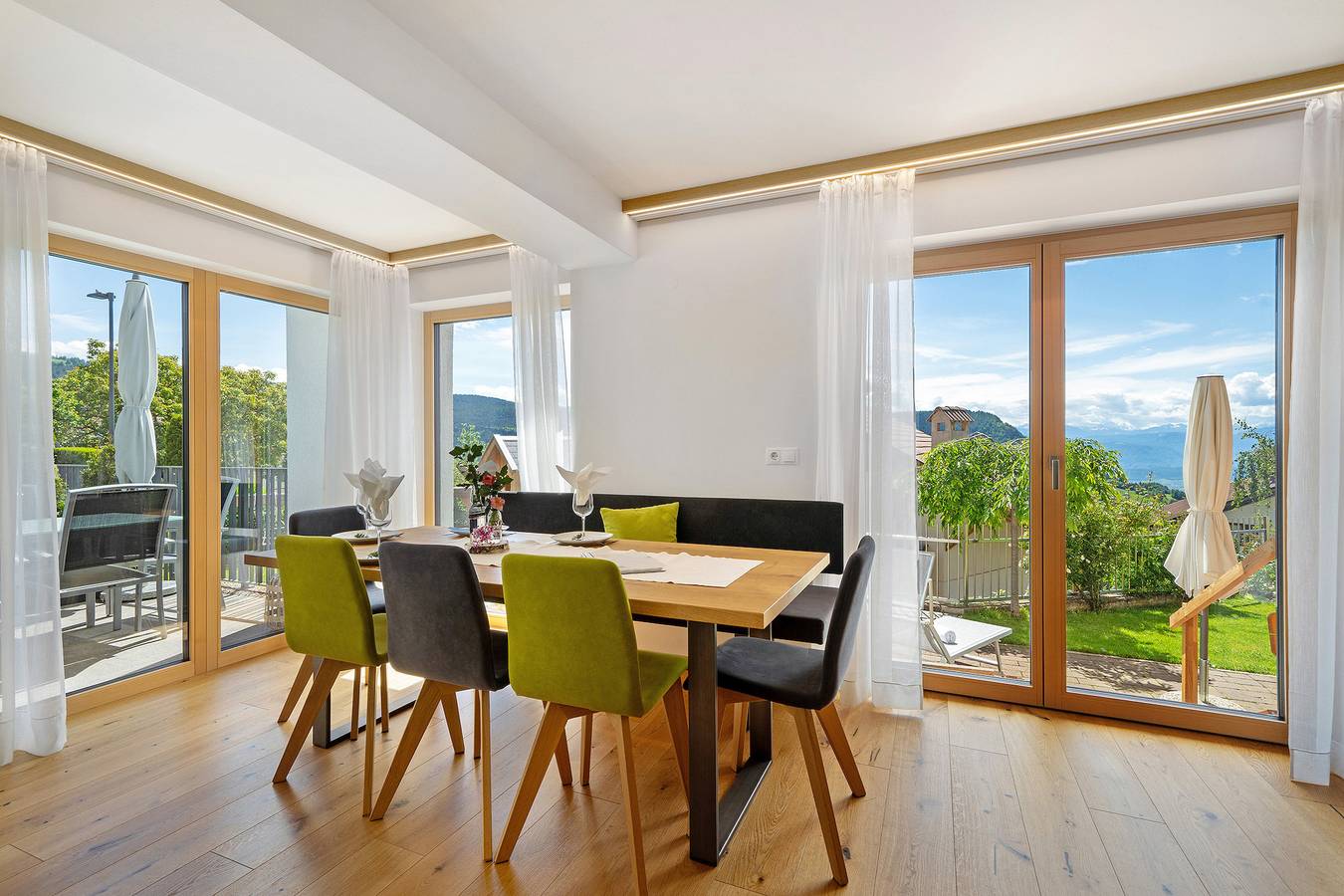 Ganze Wohnung, Ferienwohnung Kaltern" mit Bergblick, gemeinsamer Terrasse und Wi-Fi in Schlaneid, Mölten