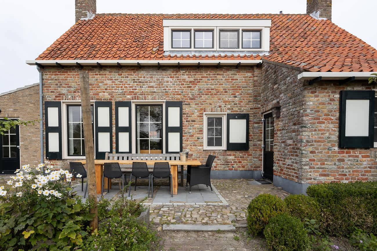 Large holiday home with fireplace in Westkapelle | Zeeuwse Liefde - Het Grote Huis in Westkapelle, Walcheren