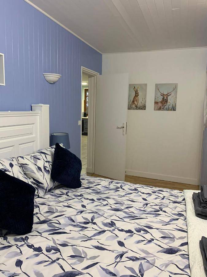 Appartement entier, Three-Bedroom Apartment in Mauzens-et-Miremont, Périgord Blanc
