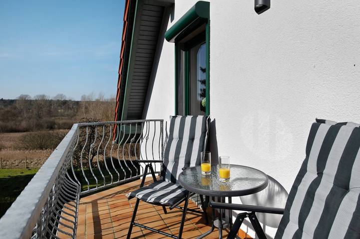 Hel lejlighed, Apartment 'Süd-Balkon An Der Schönen Peene' with Balcony and Wi-Fi in Demmin, Mecklenburgische Seenplatte