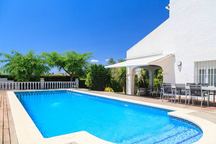 Casa rural para 12 personas, con jardín y balcón en Baix Camp - 2