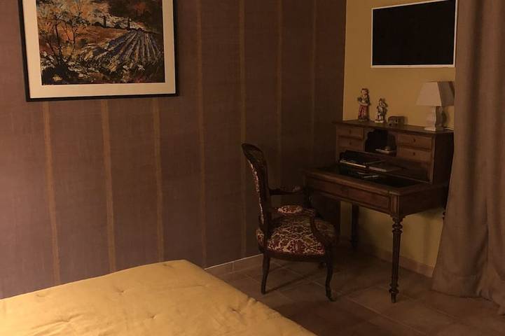 Location de vacances pour 6 personnes, avec jardin et terrasse à Jonquerettes - 2