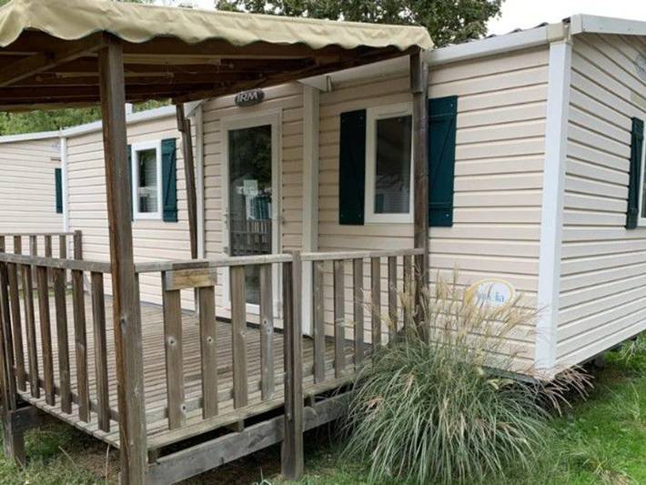 Mobil home pour 5 personnes, avec Terrasse et Piscine dans Argences en Aubrac