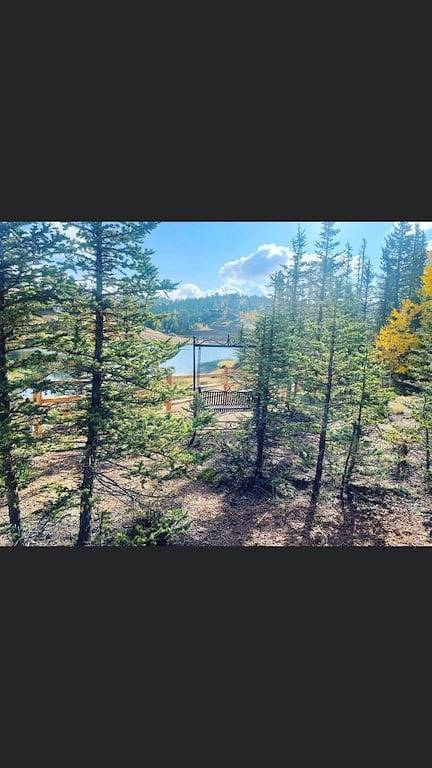 Lakefront duplex property, nicely finished. 2 bedroom and queen size hide-a-bed. in Teller County