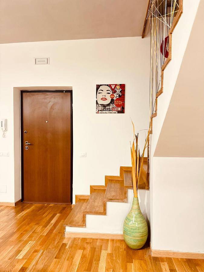 Airoom in Ardea, Provincia di Roma