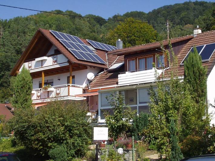 Ferienhaus für 3 Personen, mit Balkon und Garten sowie Seeblick in Ueberlinger see - 2
