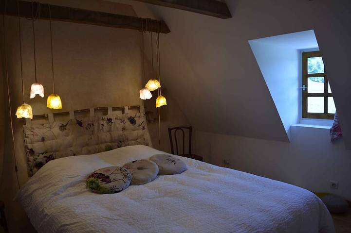 Location de vacances pour 4 personnes, avec balcon et jardin à Sébrazac - 4