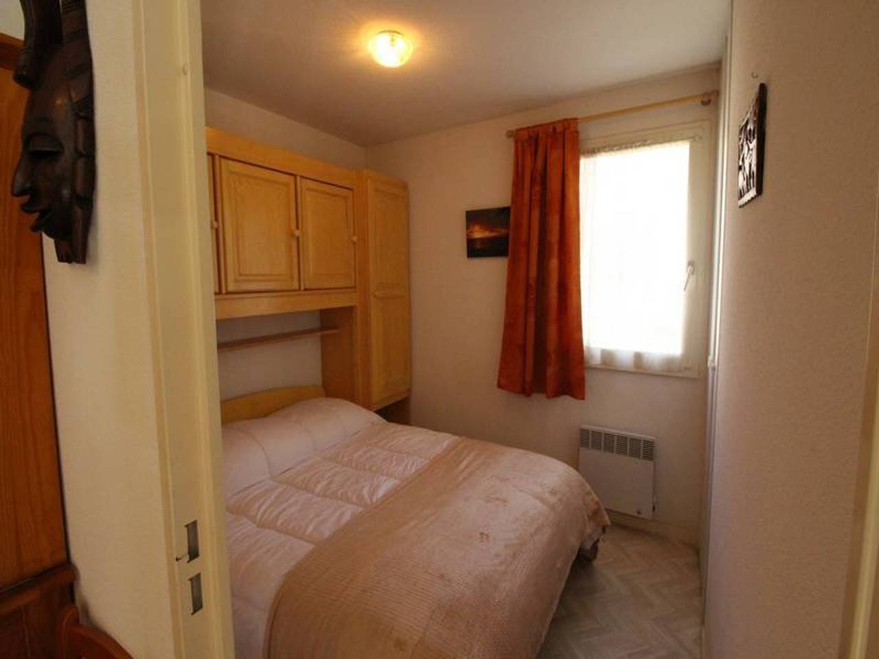 Ganze Wohnung, Südlich ausgerichtete T3-Wohnung mit Balkon und Parkplatz in Bagnères-de-Luchon - 4 Pers. in Luchon-Superbagnères, Bagnères-de-Luchon