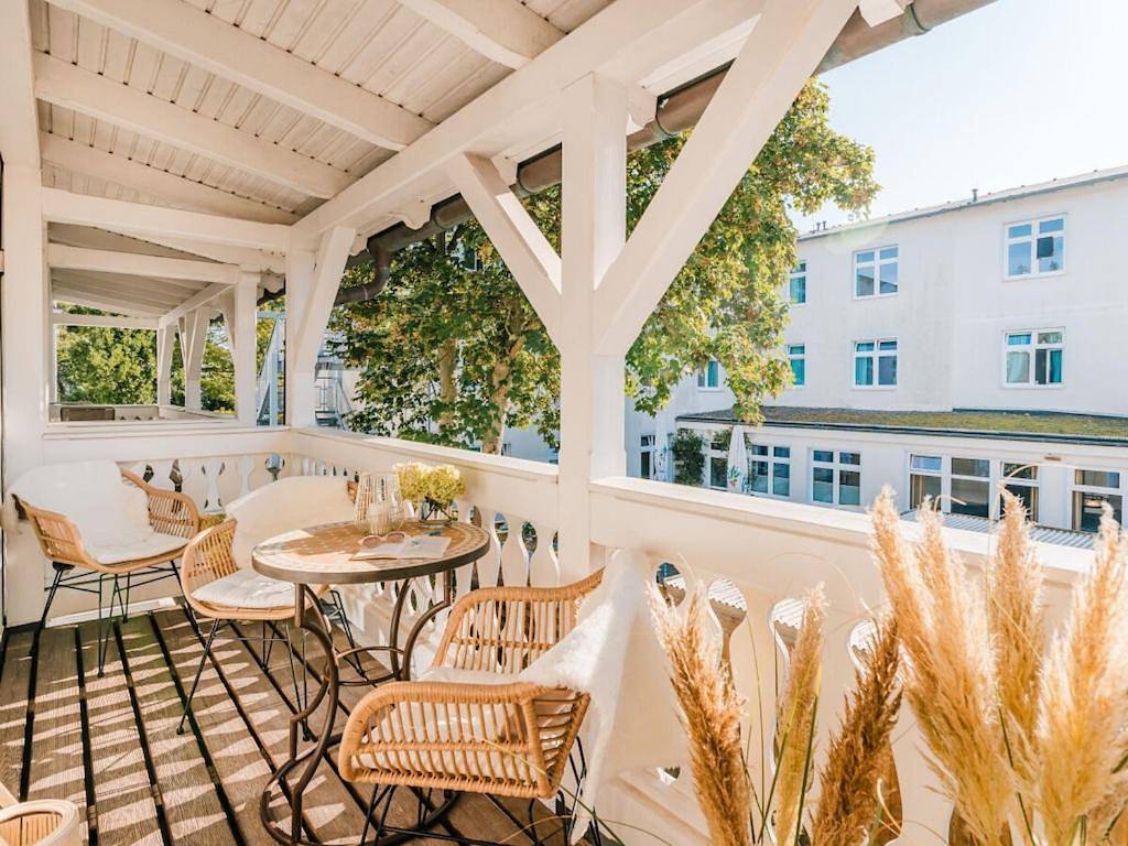Beach time Comfortable holiday residence in Ostseebad Binz, Binz