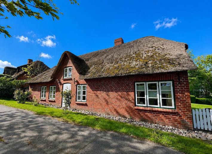 Ferienhaus für 4 Personen, mit Terrasse und Garten in Westerhever