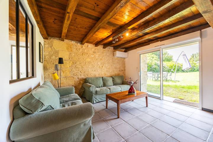 La Ferme – Château Le Noble: encanto, confort y naturaleza entre viñedos in Saint-Germain-du-Puch, Región de Libourne