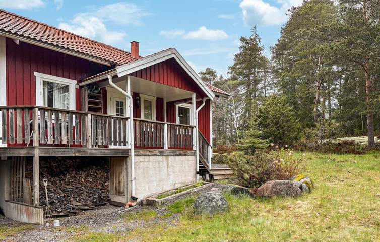 Hus för 6 Personer med terass in Fågelbrolandet