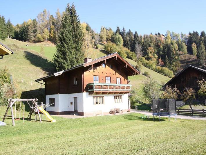 Hütte für 2 Personen, mit Balkon und Garten in Wagrain