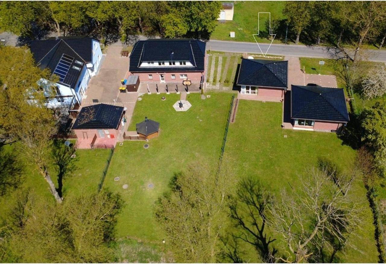 Ganze Wohnung, Deluxe Bungalow with Garden View in Schaprode, Rügen