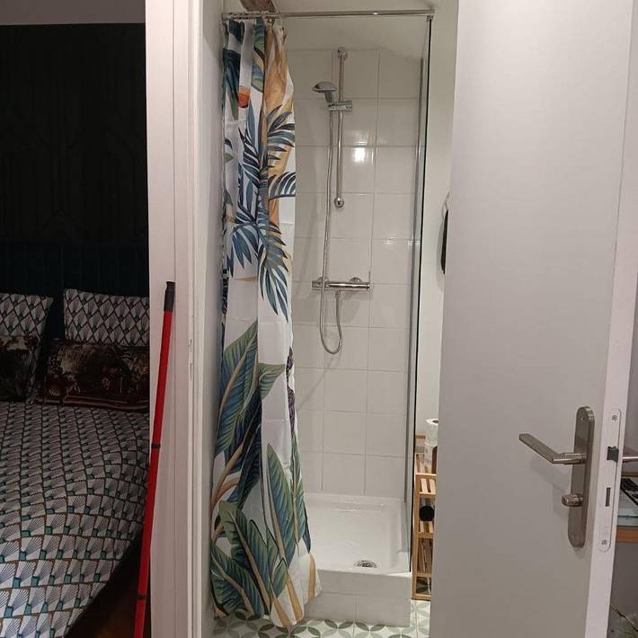 Gîte pour 2 personnes, avec jacuzzi dans Saint-Étienne - 2