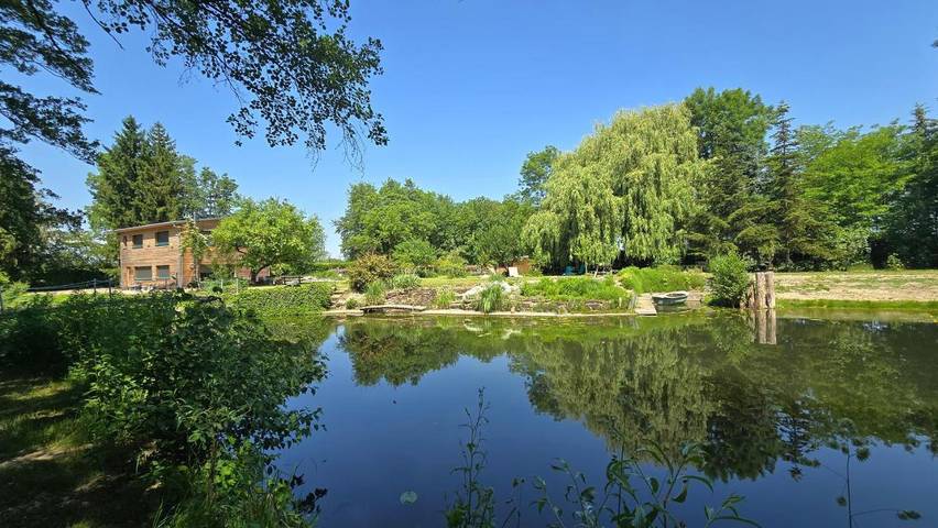 Appartement de vacances pour 4 personnes, avec jardin ainsi que vue et vue sur le lac