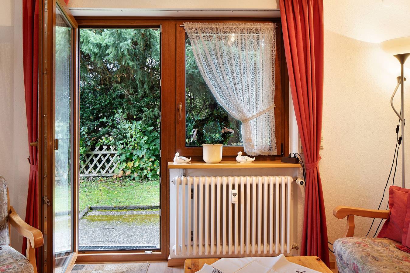 Apartamento entero, Apartamento 'Nr 2' con terraza privada, jardín privado y Wi-Fi in Titisee, Titisee-Neustadt