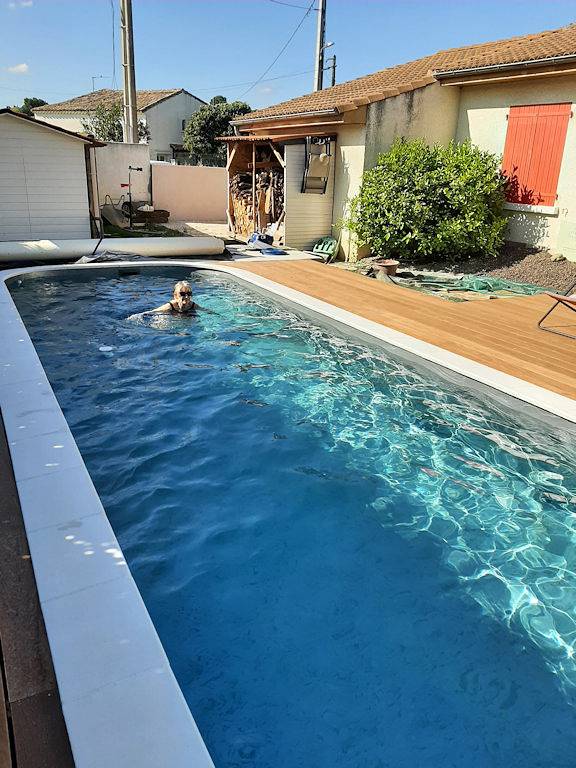Studio entier, Gite du Soleil - Piscine, jacuzzi in Pouzolles, Région de Béziers