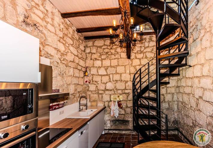 Location de vacances pour 2 personnes, avec vue et jardin à Lauzun - 3